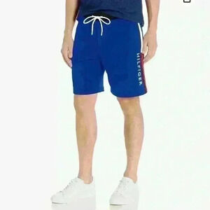 Tommy Hilfiger The Essential Fleece Shorts in Size Medium